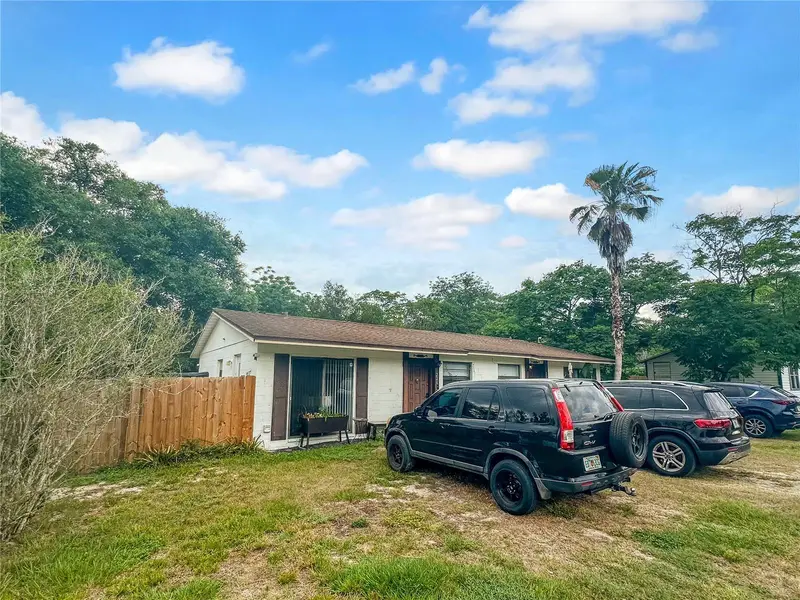 226 4th St, FL