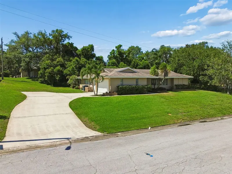 1251 Holiday Drive, FL