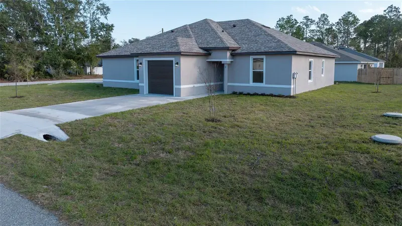 2 Rainbow Ln #B, FL