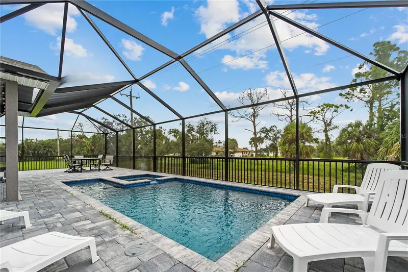 265 Annapolis Ln, FL