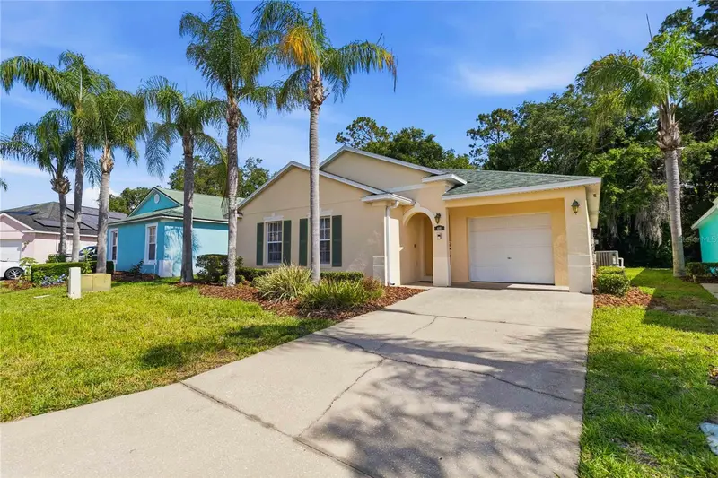 446 Reserve Dr, FL