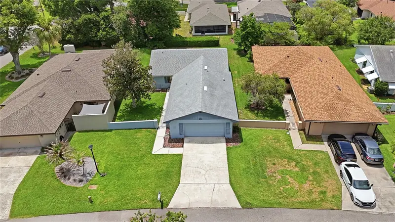 460 Pinehurst Ct, FL