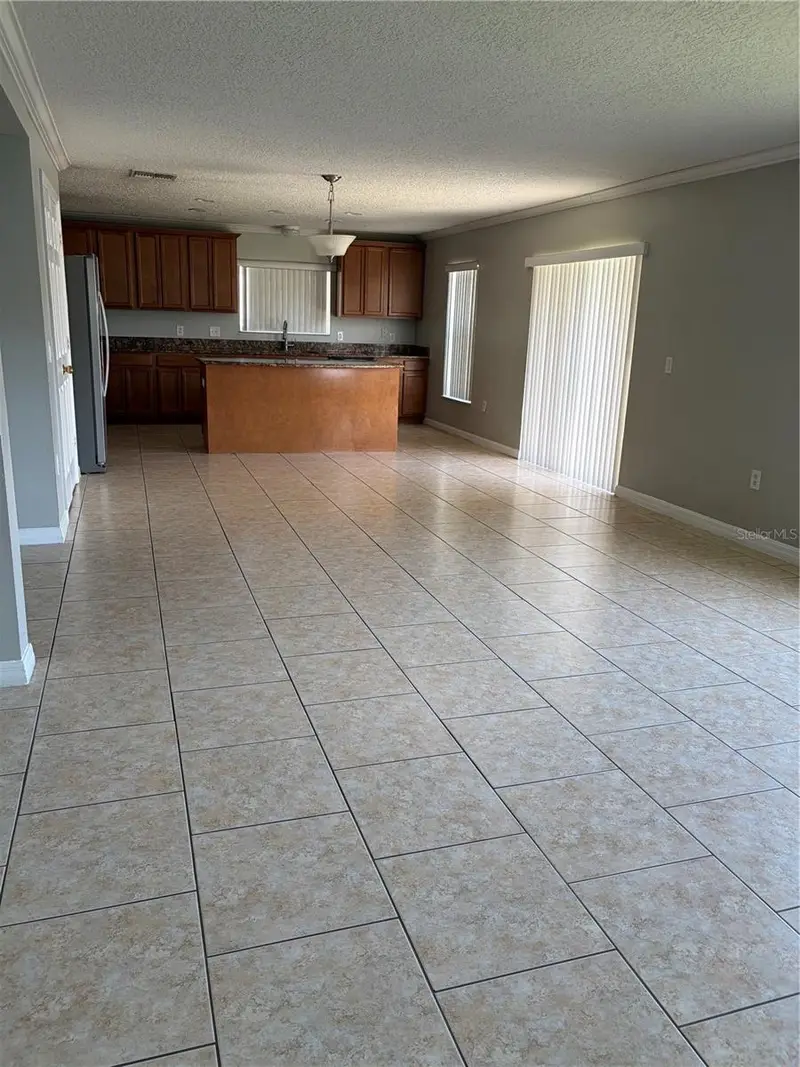 2729 Amanda Kay Way, FL