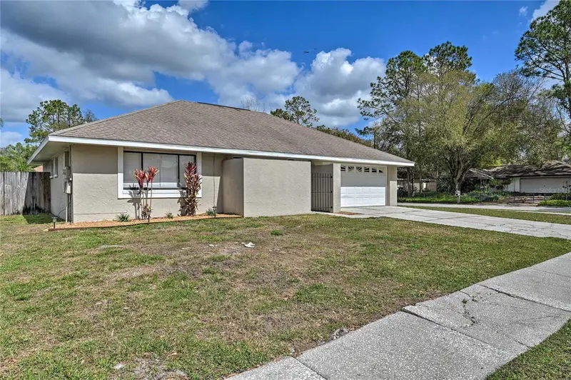 5120 Nashville Dr, FL