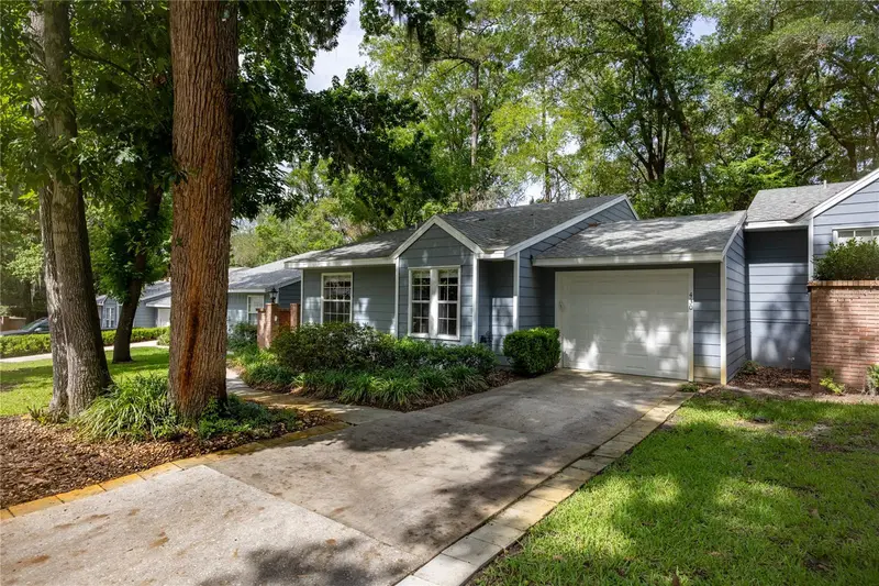 430 Nw 48th Blvd, FL