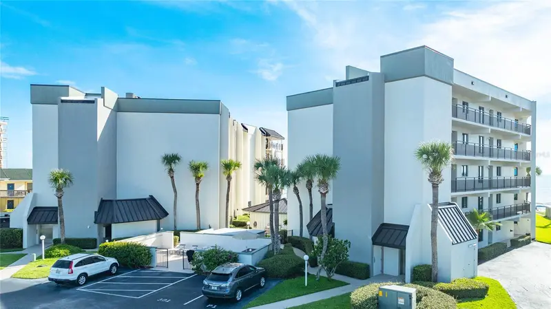 1275 Ocean Shore Blvd #P3, FL