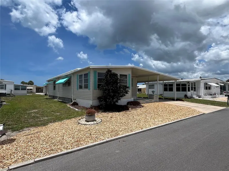 824 Trento, FL