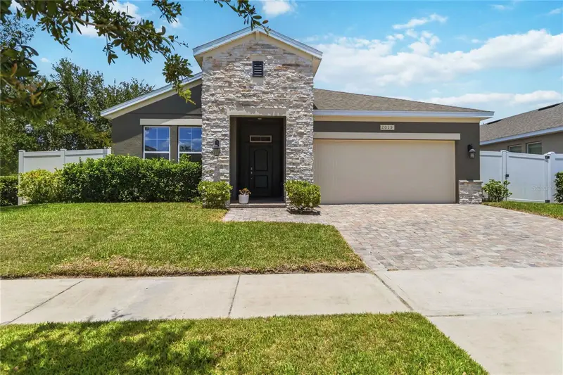 2015 Beacon Landing Cir, FL