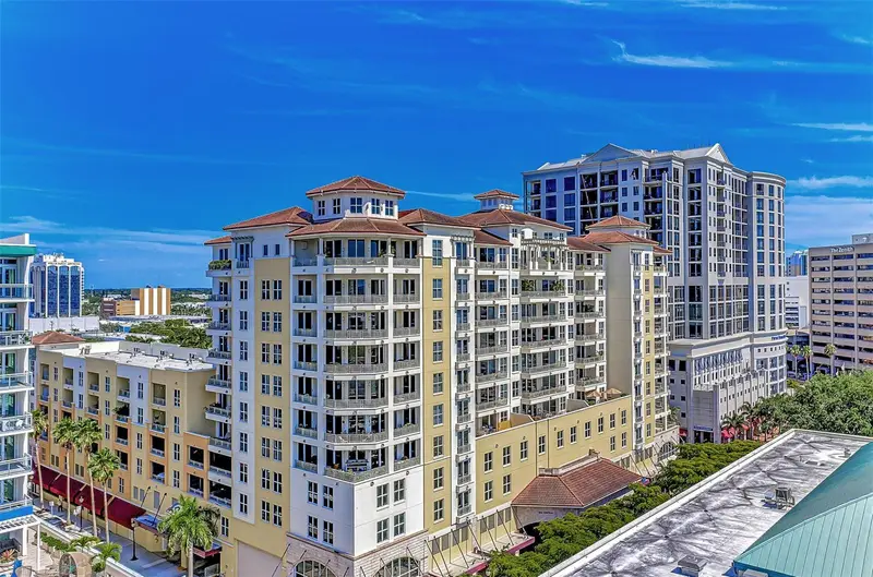 100 Central Ave #H716, FL