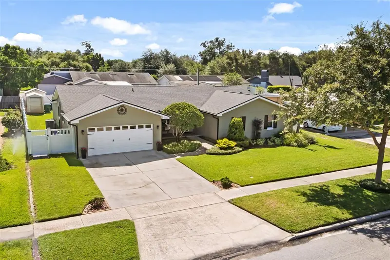 616 Brechin Dr, FL