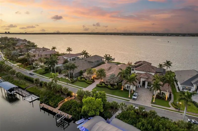 4015 Hawk Island Dr, FL