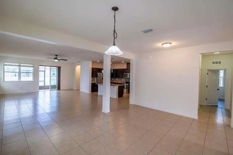 11517 Palmetto Sands Ct, FL