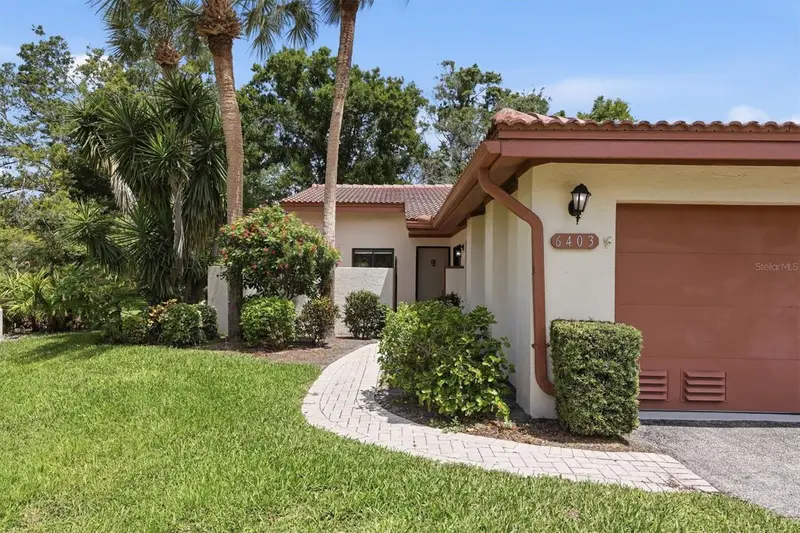 6403 Pelican Dr, FL