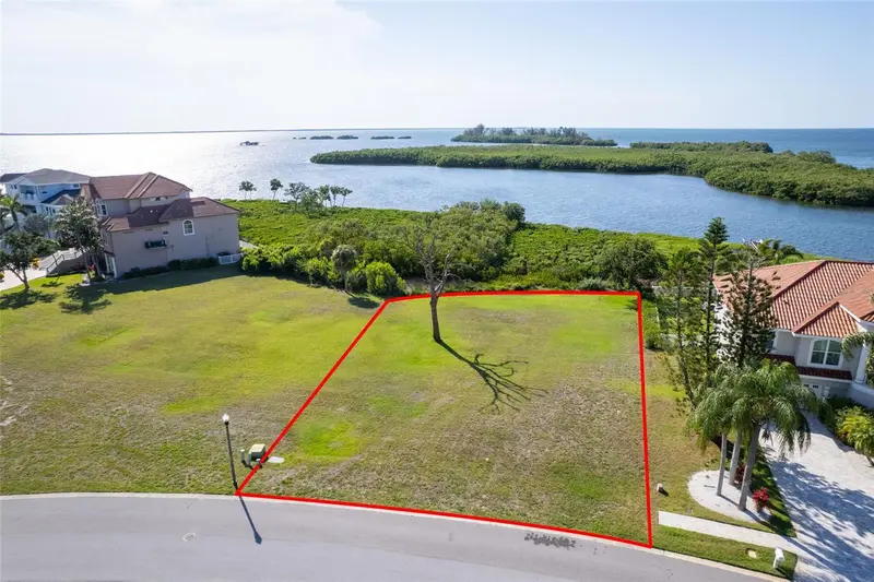 2063 N Pointe Alexis Dr, FL