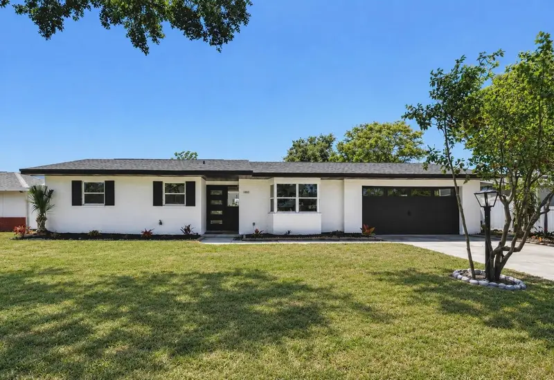 1110 Mayflower Ave, FL