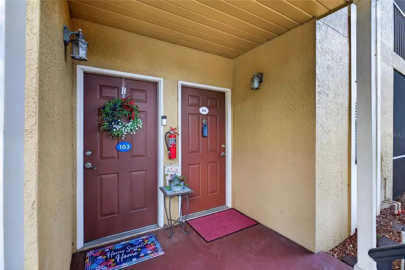 10125 Sailwinds Blvd N #104, FL