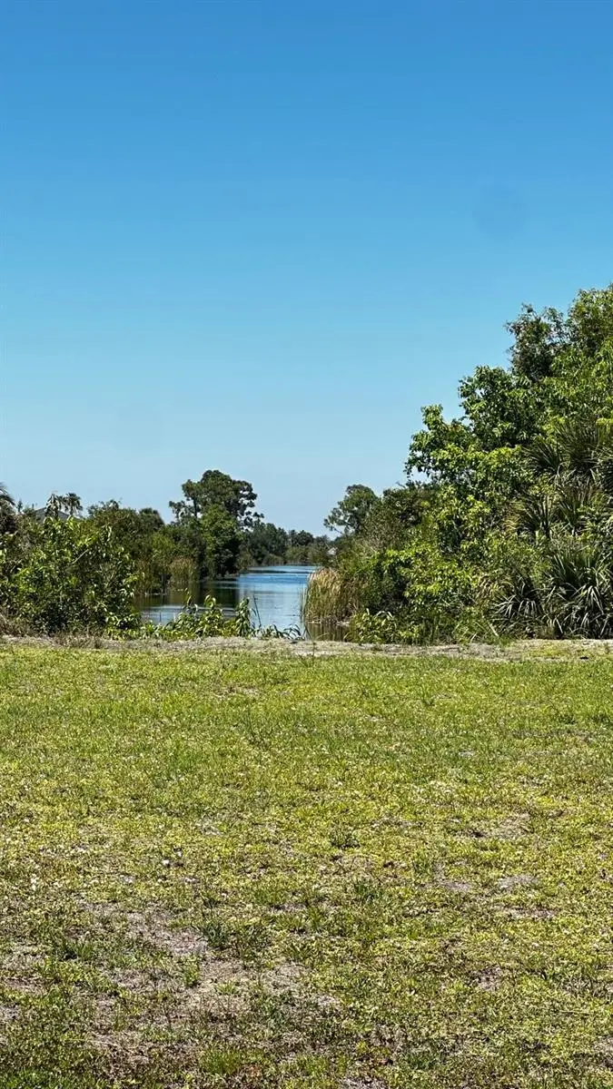 241 Nw 19th Pl, FL