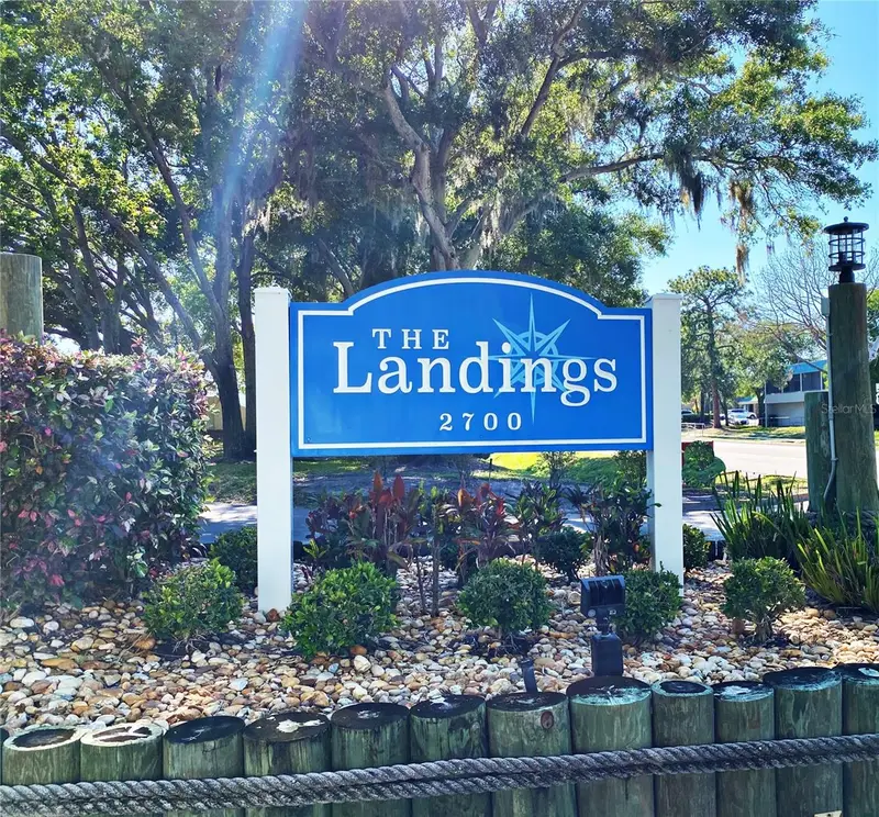 2700 Nebraska Ave #5-105, FL