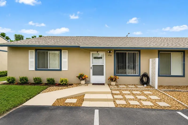245 Winter Ridge Blvd, FL