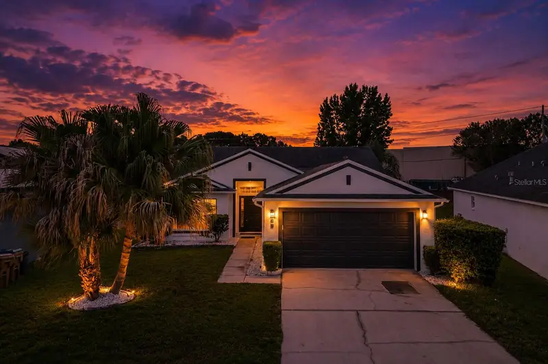 2437 Hybrid Dr, FL