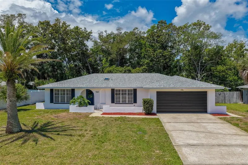 710 Lindenwood Circle, FL