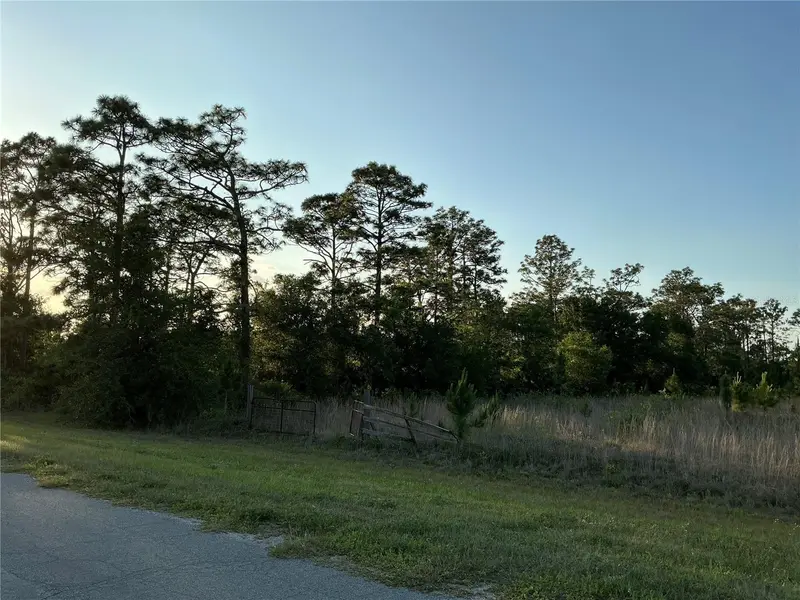 Reynolds Pkwy, FL