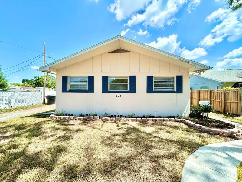 631 45th Ave N, FL