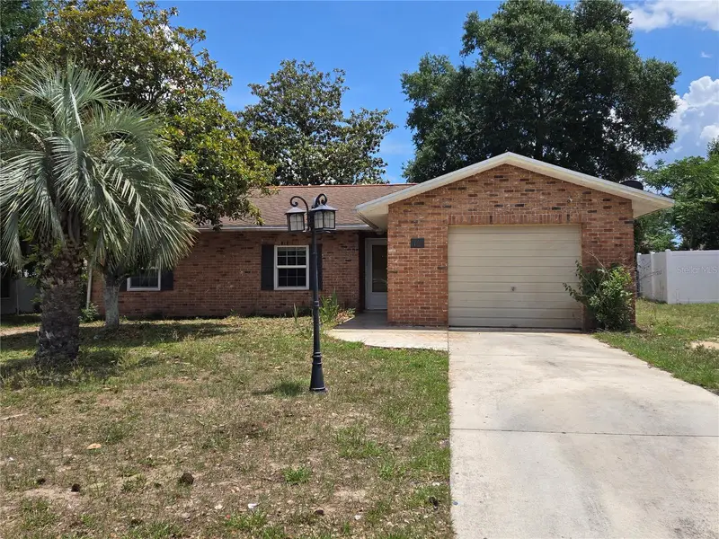 19 Spring Dr Pl, FL