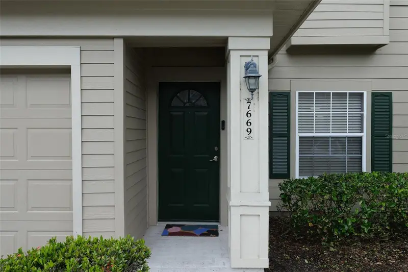 7669 Plantation Cir #7669, FL