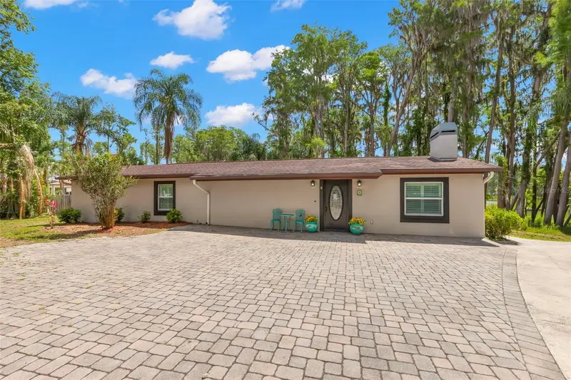 17309 N Dale Mabry Hwy, FL