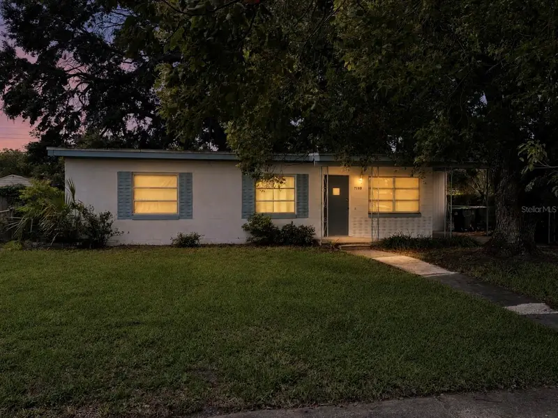 7110 Alvina Way, FL