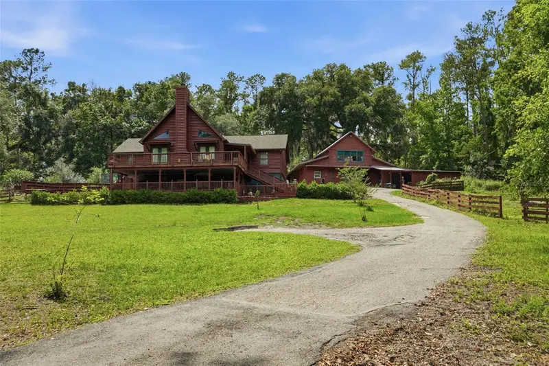 24050 Winding Creek Dr, FL