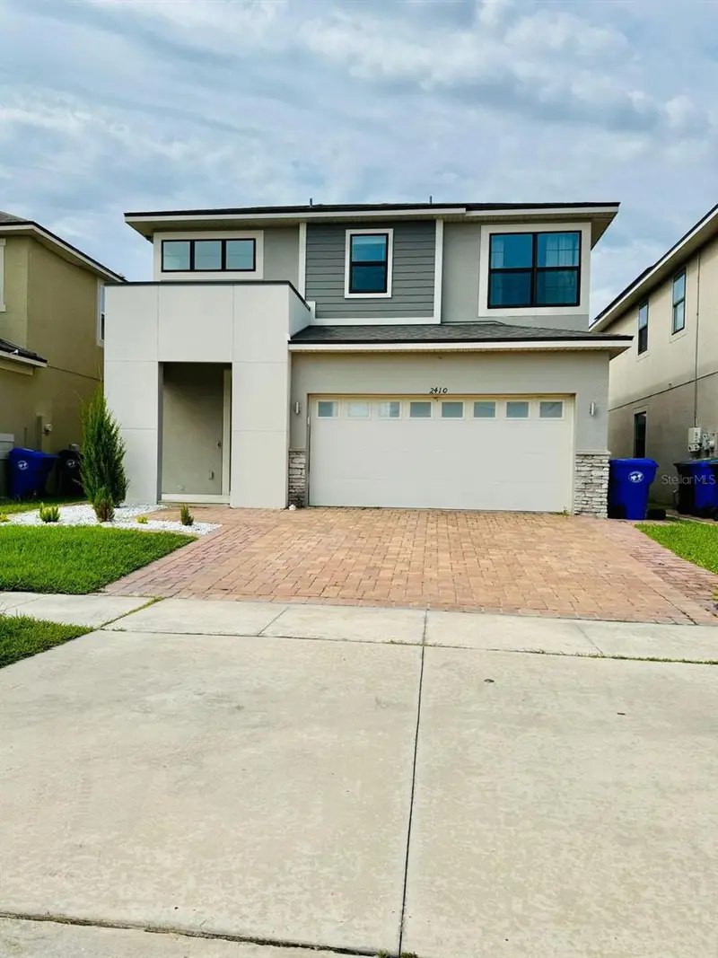 2410 Avian Loop, FL