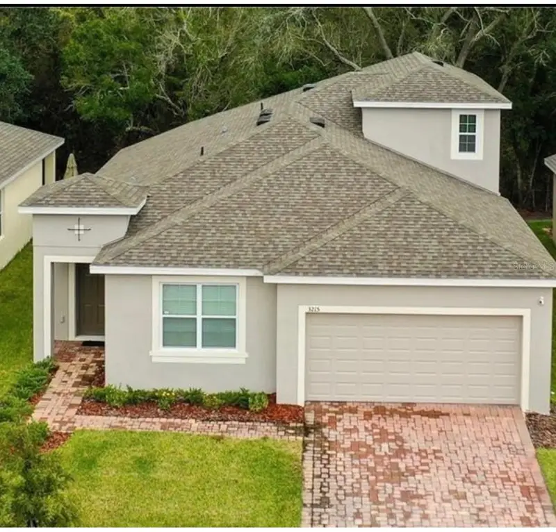 3215 Stratton Cir, FL