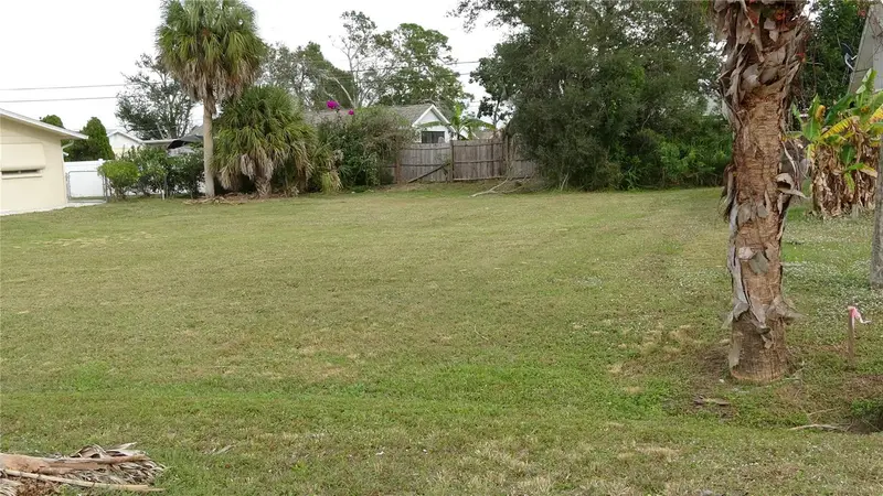 Granada Blvd, FL
