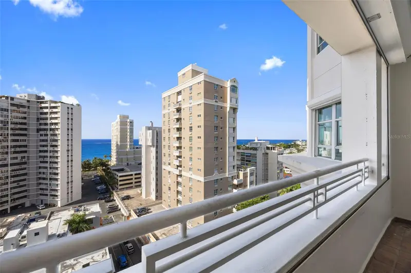 1754 Calle Mcleary #1101, PR