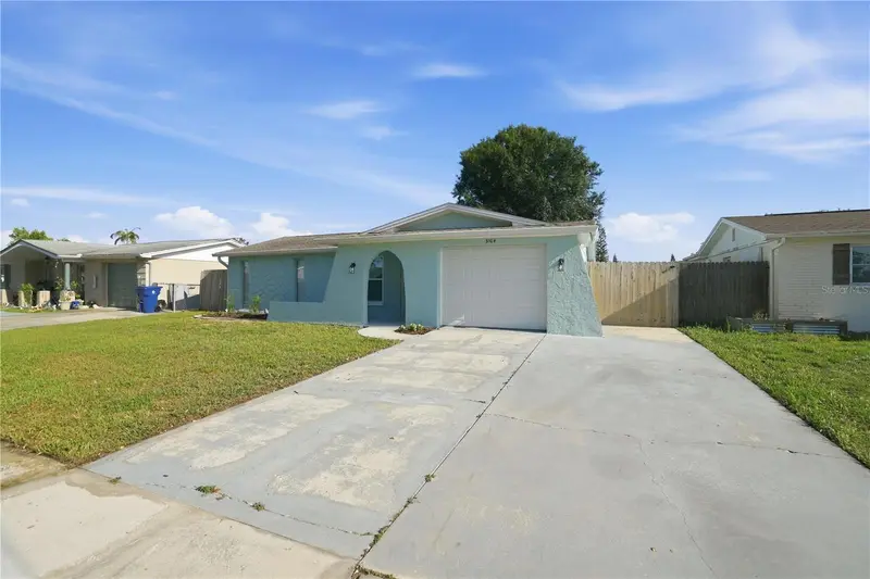 3104 Salisbury Dr, FL