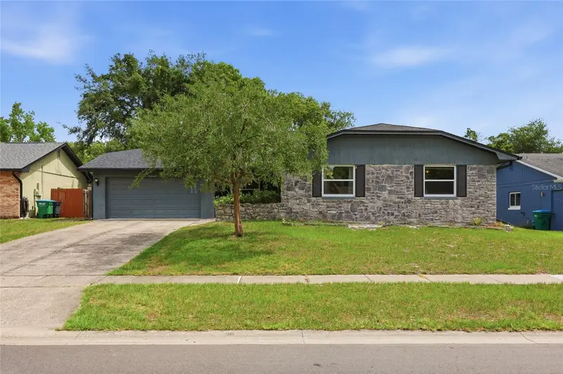 984 Turkey Hollow Cir, FL
