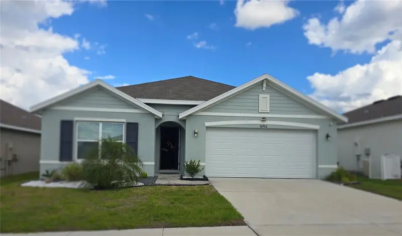 16706 Sunburst Lake St, FL