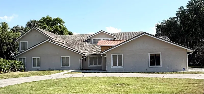 1890 Saha Ct, FL