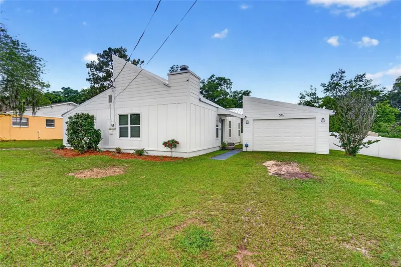 536 Ne 43rd Ct, FL