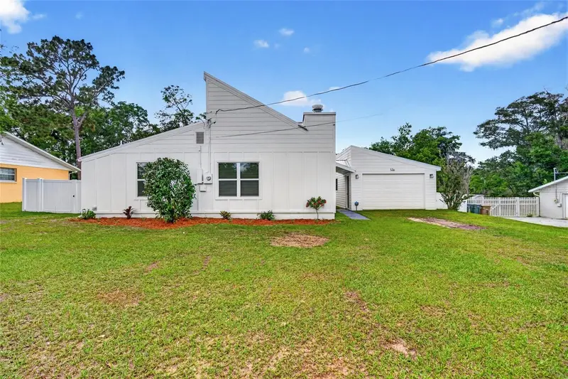 536 Ne 43rd Ct, FL