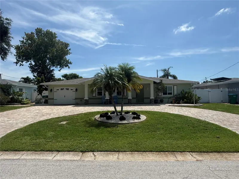5163 60th Way N, FL