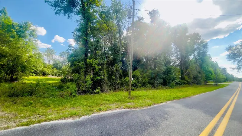 Lot 1 Ne 66th Ln, FL