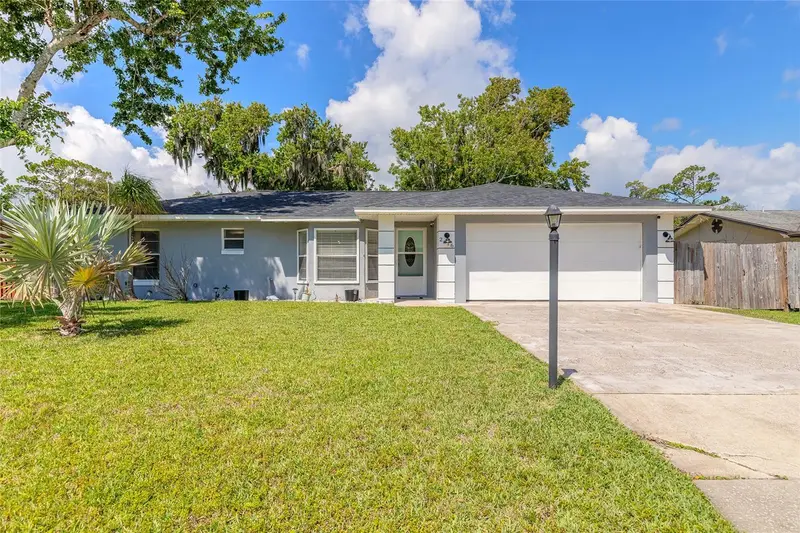 2616 Woodland Dr, FL