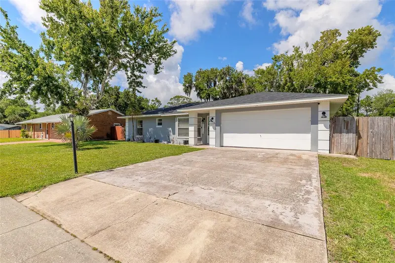 2616 Woodland Dr, FL