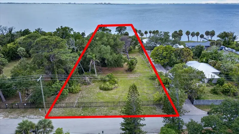 8258 Longbay Blvd, FL