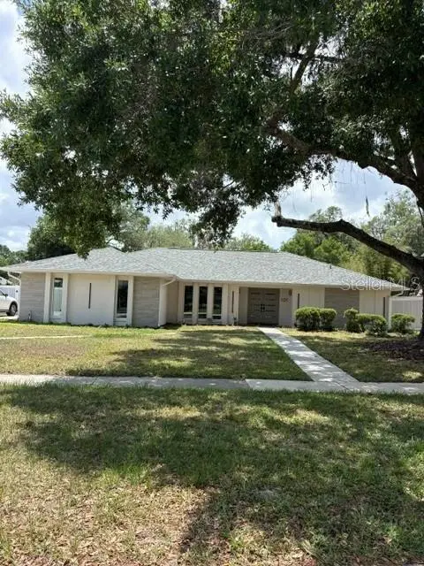 101 Cherry Hill Cir, FL