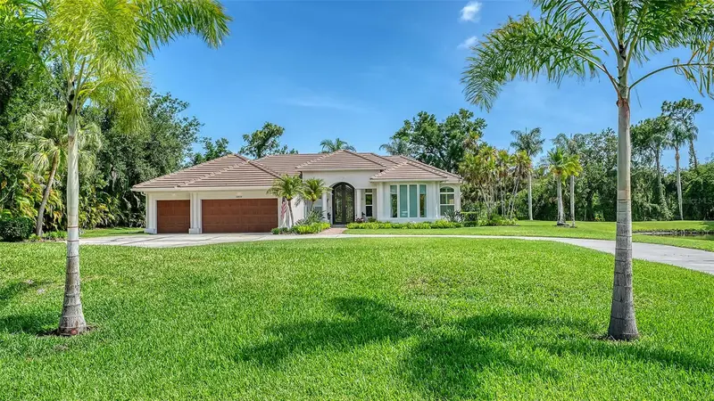 10010 Clubhouse Dr, FL