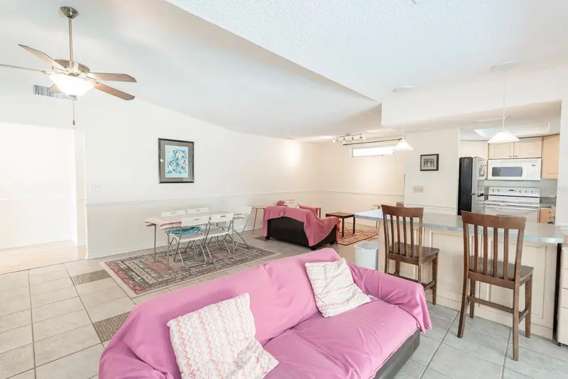 13009 Club Dr, FL